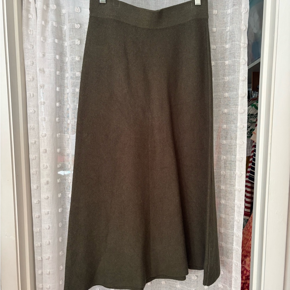 Elegant Olive Green Women's Skirt
